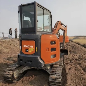 Excavatrice sur chenilles Hitachi ZX35U d'occasion, moteur d'origine, compacte, pour travaux municipaux et de jardinage, bon état, prête à l'exportation - Product Image 3