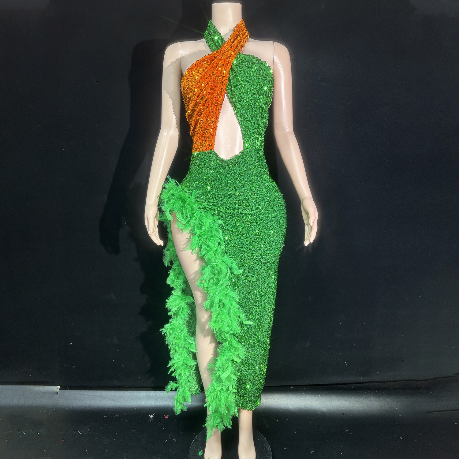 green emerald velvet dress Green One Sleeve Feather Bodycon Cocktail Dress Short Homecoming Gown
