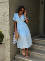 Robe midi personnalisée pour femme bleu clair à œillets, robe longue à col en V et manches bouffantes à volants pour la vente en gros (OEM/ODM)