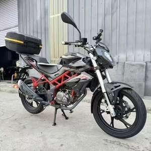 Motocicleta Deportiva <span class=keywords><strong>Benelli</strong></span> <span class=keywords><strong>TNT</strong></span> <span class=keywords><strong>150</strong></span> con Enfriamiento por Aceite, Inyección Electrónica de Combustible, 150cc - Product Image 3