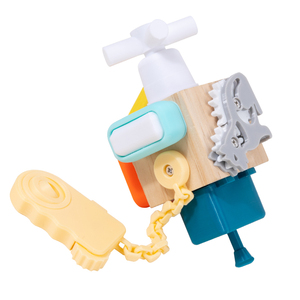 ของเล่นไม้เด็กแบบใหม่ มอนเตสซอรี่ ของเล่นเสริมพัฒนาการเด็กเล็ก บล็อกไม้เอนกประสงค์สำหรับเด็ก บอร์ดกิจกรรมเสริมประสาทสัมผัส ของเล่นพกพาสำหรับเดินทาง - Product Image 6