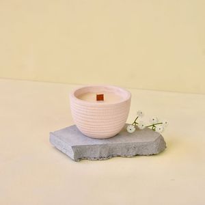 Bougies parfumées en pot de ciment plaqué or fissuré Huaming Bougie parfumée à mèche en bois d'oud noir en <span class=keywords><strong>marbre</strong></span> de luxe parfumé en gros - Product Image 4