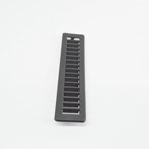 Garniture ventilée de hayon Ford 1768819 BK21V31148NB35B8 Couvercle de persienne en plastique - Product Image 3