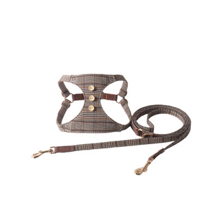 Harnais de luxe pour animaux de compagnie, extensible, style britannique, à boutons, motif écossais, gilet de promenade pour petits chiens - Product Image 2
