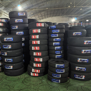 Neumáticos para Automóviles de Pasajeros Comerciales de Alta Calidad al por Mayor, Neumáticos, R13 R14 R16 R17 R18 R19 R20 R21 R22 R23 - Product Image 3