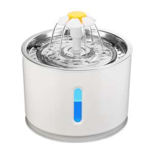 <span class=keywords><strong>Fontaine</strong></span> à <span class=keywords><strong>eau</strong></span> automatique pour animaux de compagnie en plastique écologique 2L pour chats et chiens avec filtre triple <span class=keywords><strong>action</strong></span> - Product Image 1