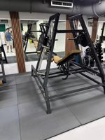 Máquina de remo Xinrui Commercial Steel Smith con funciones de seguridad para ejercicios de piernas, capacidad de 1.6T
