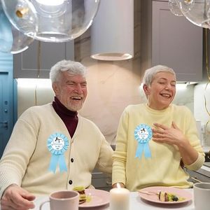 Pin <span class=keywords><strong>de</strong></span> hojalata <span class=keywords><strong>de</strong></span> fantasma <span class=keywords><strong>de</strong></span> Halloween para futura abuela y pin para futuro abuelo, botón <span class=keywords><strong>de</strong></span> revelación <span class=keywords><strong>de</strong></span> <span class=keywords><strong>género</strong></span> para baby shower con fantasma y roseta azul - Product Image 6
