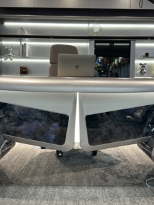 Bàn làm việc đa năng hình chữ nhật kiểu dáng máy bay khoa học viễn tưởng, đèn LED, dành cho giám đốc điều hành, CEO, quản lý, chủ tịch - Product Image 4