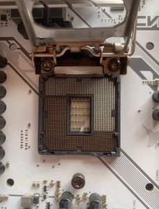 Tarjeta Madre para Juegos B560M al por Mayor - Chipset B560, LGA 1200, M-ATX, Doble M.2, RGB Fusion, Compatible con CPU de 10.ª/11.ª Generación, Colorida B5 - Product Image 2