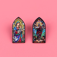 Broche Émaillée Religieuse Chrétienne Vierge Marie Jésus en Verre Teinté Cathédrale, Vente en Gros Usine, Personnalisée