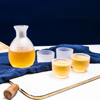 Ensemble de service à saké en verre martelé givré style Japandi avec carafe à vin chaud et seau à glace, distributeur de vin de fruits et de vin de riz sans plomb, coffret cadeau