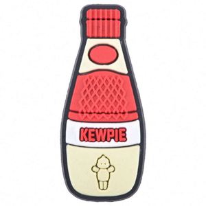 Charm per Scarpe a Tema Cibo e Bevande Britannici, Decorazioni per Scarpe a Forma di Bottiglia di Vino, Charm Personalizzati in PVC Morbido, Regali per Amici - Product Image 2
