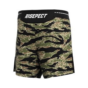 Shorts BJJ MMA ultra doux avec fentes latérales, ourlet coupé, séchage rapide, coutures renforcées, sans velcro, pour l'entraînement et le sparring - Product Image 3