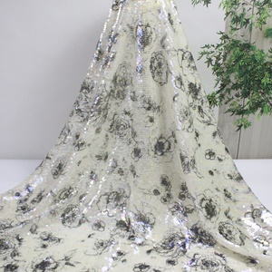 Lh Nhà Máy Trực Tiếp Bốn Cách Căng Đàn Hồi Tăng In Polyester Sequin Vải Với Long Lanh Cho Đám Cưới Ăn Mặc Quần Áo - Product Image 1