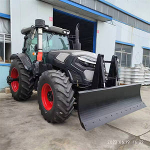 Tractor Chino de Alta Calidad con Motor Yunnei 4x4, 280hp, Caja de Cambios Automática, Monitoreo Remoto, Uso Agrícola Digital, Certificado - Product Image 4