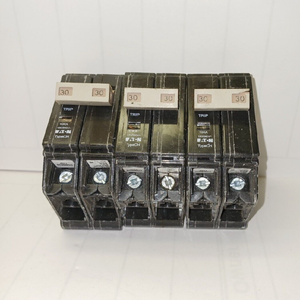 Nuevo y Original, Listo para Usar, <span class=keywords><strong>2</strong></span> Unidades de 120/240 VCA, 10 KA, CHF230, Lote de <span class=keywords><strong>3</strong></span>, Controlador de Programación PLC para Automatización Industrial de Almacén - Product Image 1