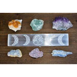 แท่งเซเลไนต์สลักลายต้นไม้แห่งชีวิตพร้อมลวดลายดวงจันทร์ - Product Image 3