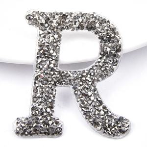 Parches de transferencia de diamantes de imitación para ropa y sombreros, adornos de cristal de fijación en caliente, negro, alfabeto, 3D - Product Image 5