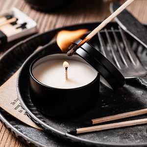 Velas Aromáticas Personalizadas al por Mayor, Mini Vela Perfumada de Lujo con Lata Negra - Product Image 3