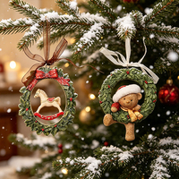 Prix d'usine en gros, pendentif de Noël, décorations suspendues pour arbre de Noël, ornement de Noël en résine de forme personnalisée