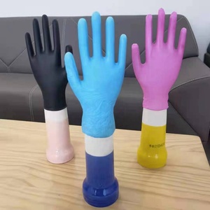 Gants d'examen jetables en PVC nitrile bleu Intco sans latex pour la protection des mains et des virus avec <span class=keywords><strong>anti</strong></span>-transpiration - Product Image 2