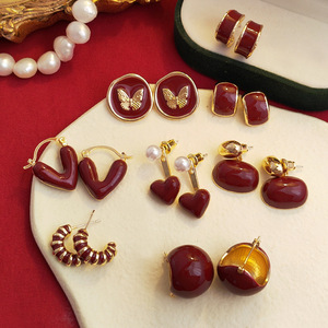 Guadagni all'ingrosso gioielli da donna orecchini a forma di cuore con geometria e cerchio in smalto rosso retrò Vintage orecchini da donna di fidanzamento - Product Image 2