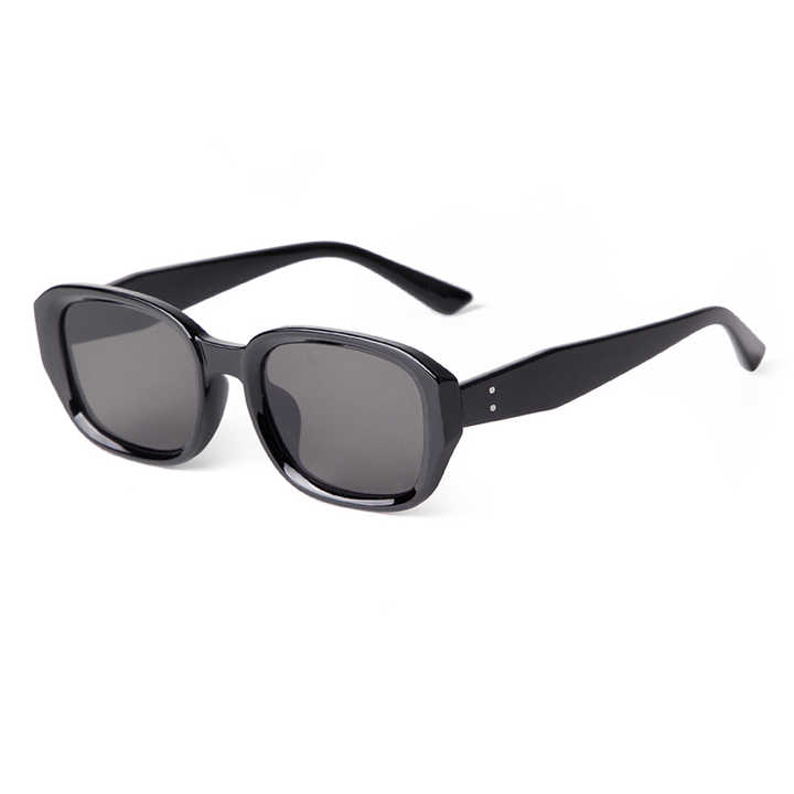 Aisswzber Square Sunglasses - Chunky Retro Frame, UV400 Protection, Lightweight Unisex Shades For Women & Men
