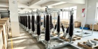 Sectionneur extérieur haute tension Minrong GW4-110kV, isolateur triphasé 110kV 50Hz pour substation industrielle en acier