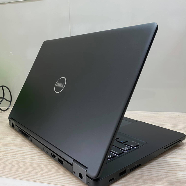 New E5480 Top Level Business Computer Intel I5 Dual Core SSD English Portable Computer with Main Memory Without Accessories