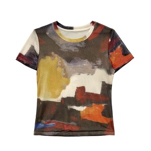 Trendy Sheer Mesh Top With a Floral Print, Short Sleeves, Round Neck, and Slimming Figure-flattering Design - Product Image 5