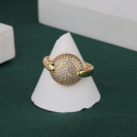 Bague de Fiançailles et de Mariage Classique pour Femme, en Laiton Plaqué Or 18K, Entièrement Pavée de Zircons, Charmante et Mignonne