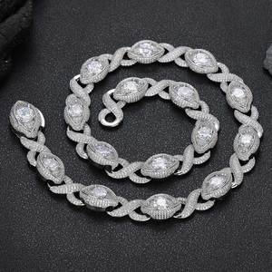 NUOYA Cadena Cubana de 15mm con Diamantes Grandes en Forma de Ojo, Joyería Hip Hop, Collar Gargantilla de Eslabones Infinitos Plateados para Mujer - Product Image 2