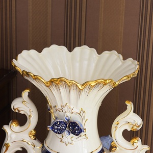 Vase mural luxueux de style nordique shabby chic, en porcelaine européenne bleu roi et blanc, décoration moderne pour mariage et anniversaire. - Product Image 4