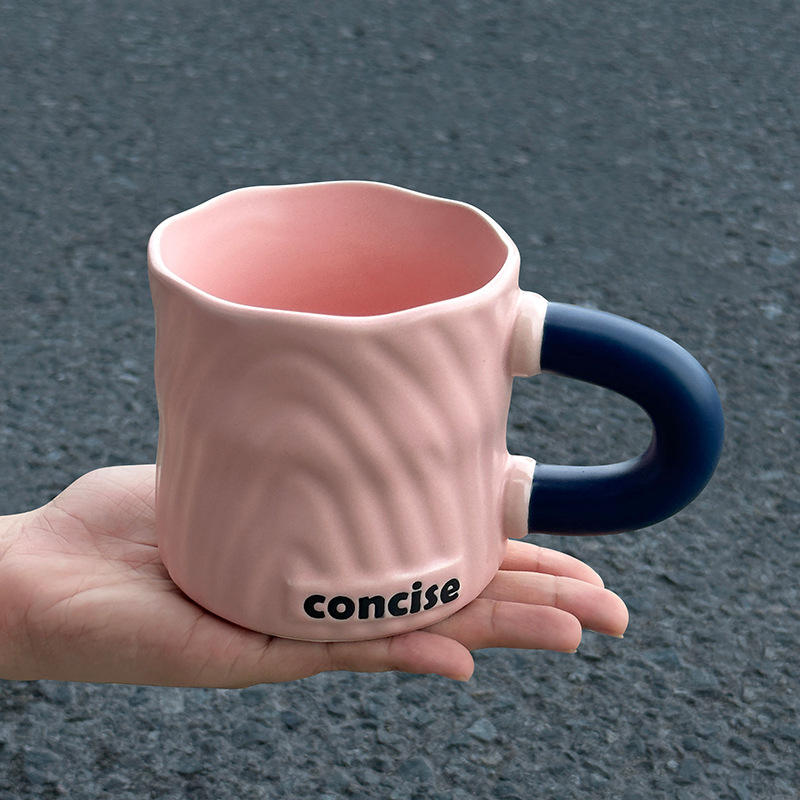 [แก้วเดี่ยว] แก้วลายไม้สีบล็อก - ด้ามจับสีน้ำเงิน