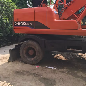 Excavadora de ruedas Doosan de segunda mano de Corea, usada en venta - Product Image 1