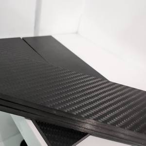Fournisseur direct d'usine Feuilles de renforcement en fibre de carbone avec un poids léger, une haute résistance et un tissage sergé 3K pour les projets de construction - Product Image 4