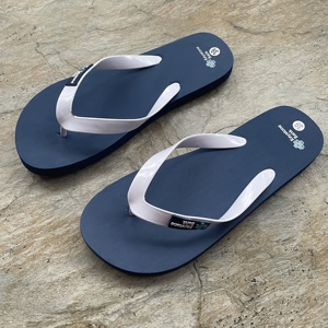 2025 Offre Spéciale hommes tongs à bout ouvert pantoufles d'extérieur légères et respirantes pour l'été - Product Image 4