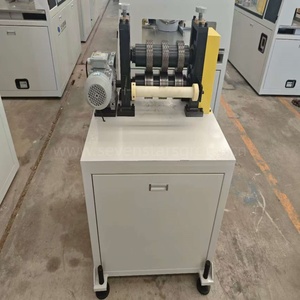 Ligne <span class=keywords><strong>de</strong></span> production d'extrusion <span class=keywords><strong>de</strong></span> panneaux muraux en <span class=keywords><strong>PVC</strong></span>, machine <span class=keywords><strong>de</strong></span> fabrication <span class=keywords><strong>de</strong></span> panneaux <span class=keywords><strong>de</strong></span> bardage en vinyle <span class=keywords><strong>PVC</strong></span> - Product Image 2