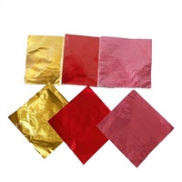 Feuilles d'emballage en aluminium de qualité alimentaire 20x20 cm Emballages de bonbons au chocolat en relief 9 couleurs pour barres en stock