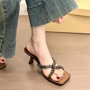 Sandalias Elegantes, Modernas y Lujosas para Mujer, Verano 2026, Nuevo Estilo con Cuentas, Punta Cuadrada, Tacones Altos Elegantes - Product Image 2