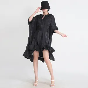 TWOTWINSTYLE-Vestidos ajustados fruncidos para mujer, cuello redondo, manga corta, cintura alta, elegantes, línea A, 2024