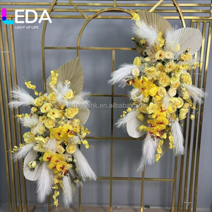 Arreglo Floral de Alta Calidad LEDA con Rosas, Orquídeas y Palmeras, Camino de Mesa Colgante para Decoración de Esquinas y Fondos - Product Image 4