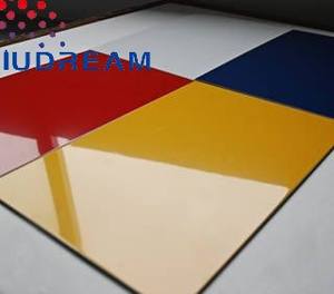 Panneau de revêtement composite en aluminium de bonne qualité 3-6 mm, ignifuge, haute résistance à la corrosion, caractéristiques pour les murs-rideaux extérieurs, les portes - Product Image 3