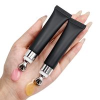 Nieuwe verpakking glanzende lipolië in zilver en goud, vegane lipgloss in knijptube, private label, op maat gemaakte lipolië