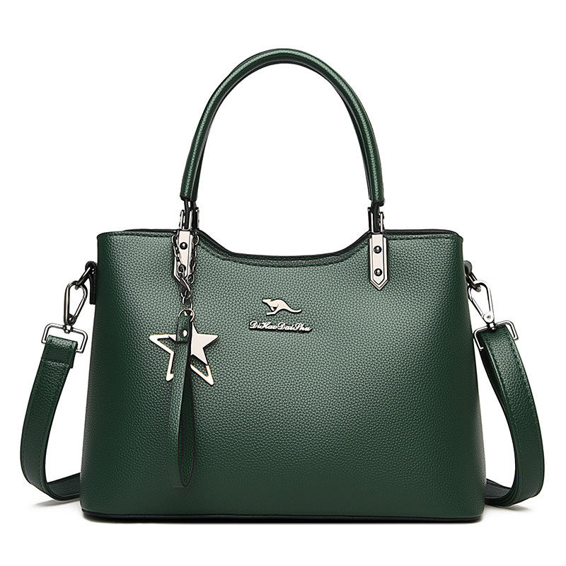 สีเขียวอ่อน