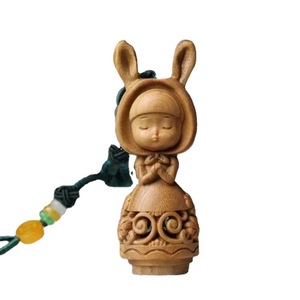 Colgante de Bolsillo Hueco Dream Rabbit Girl de 6.5cm, Llavero, Amuleto para Teléfono Móvil, Decoración para Bolsos, Bola de Fragancia de Sándalo Verde - Product Image 4