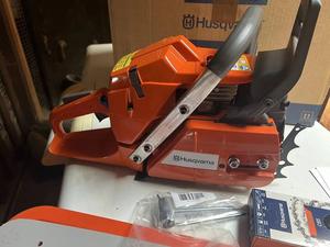 4,1 kW HUSQ 372 /372xp 70,7 ccm 2-Takt Benzin-Kettensäge mit 24 Zoll Führungsschiene - Product Image 3