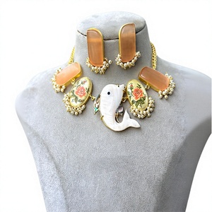 Precioso Juego de Collar y Aretes de Perlas Chapadas en Oro de Latón de Primera Calidad, Joyería de Moda para Mujer, Regalo de Boda o Compromiso - Product Image 2