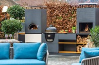 Ensemble de cuisine extérieure de grande taille Vermonhouzz Professional, système d'armoires en acier inoxydable laqué avec îlot barbecue et évier